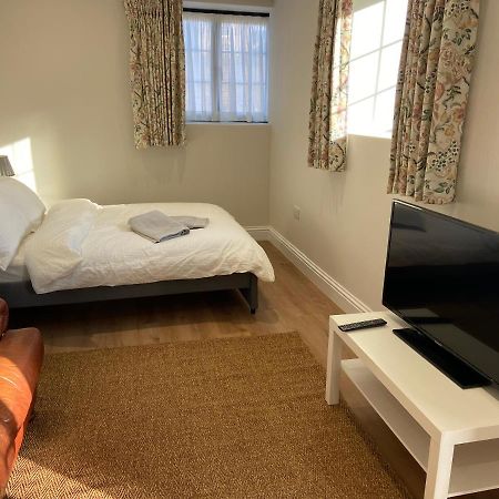 Potcote Farm Stables Accommodation Spots Stable Towcester Extérieur photo